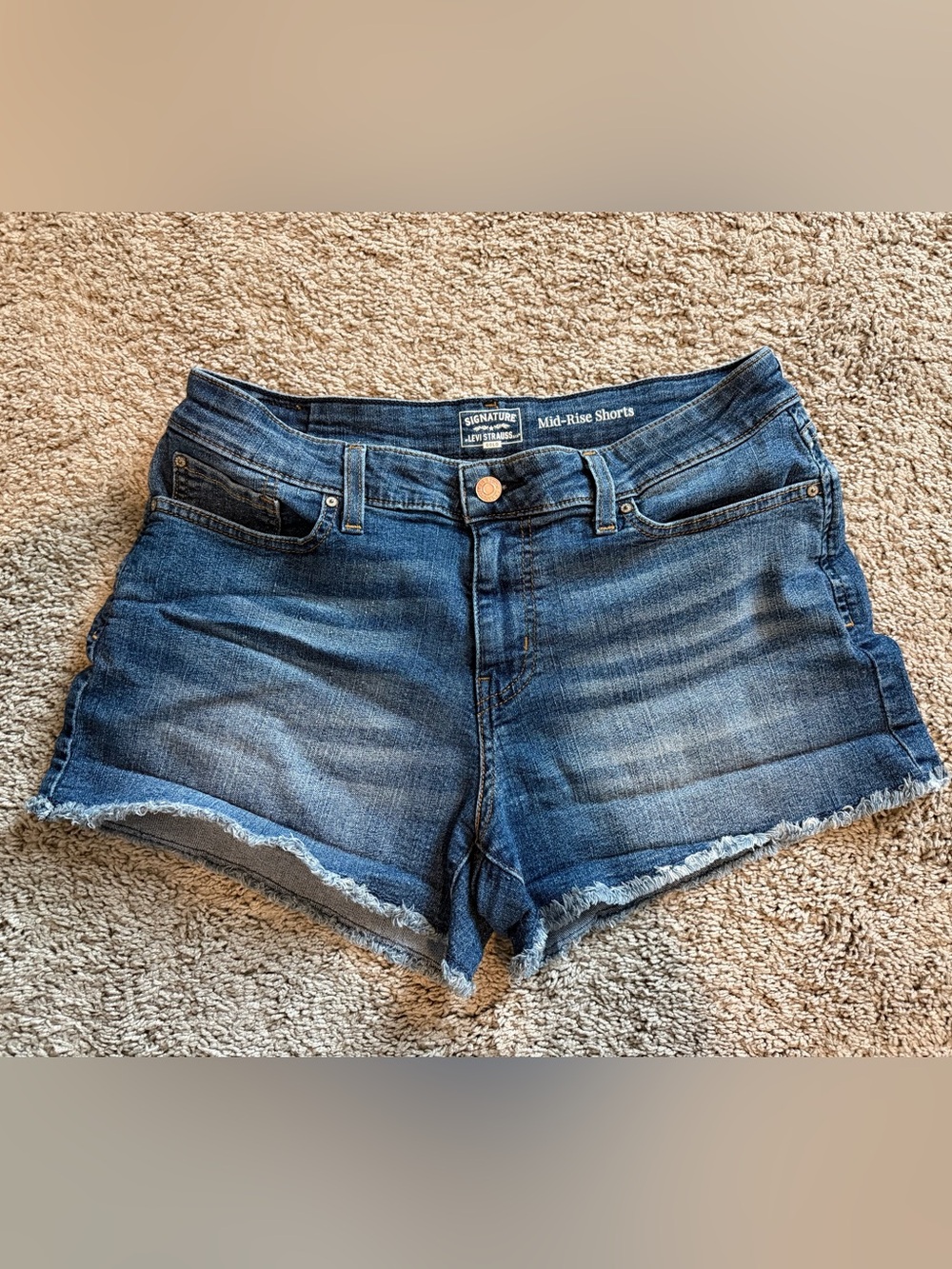 Levi's Women’s Mid-Rise Jean Shorts